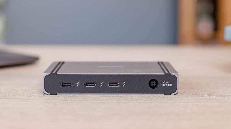 best-thunderbolt-4-and-usb4-hubs-and-docks-by-electronic-partners-31